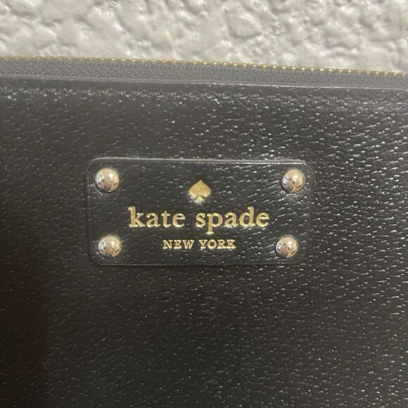 Black Kate Spade Adjustable Crossbody Leather Purse - Picture 1 of 10